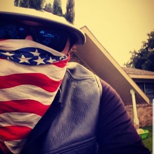 Meet your Posher, Ethan